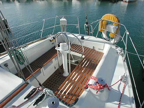 Beneteau First 32 cockpit