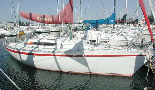 Beneteau First 32 waiting at the dock