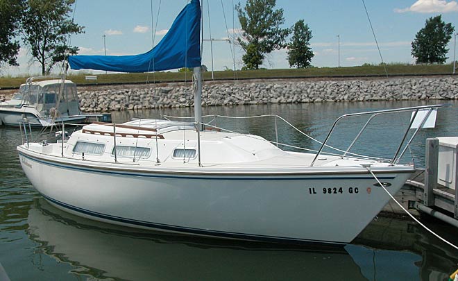 Gulf 32 Pilothouse waiting at the dock